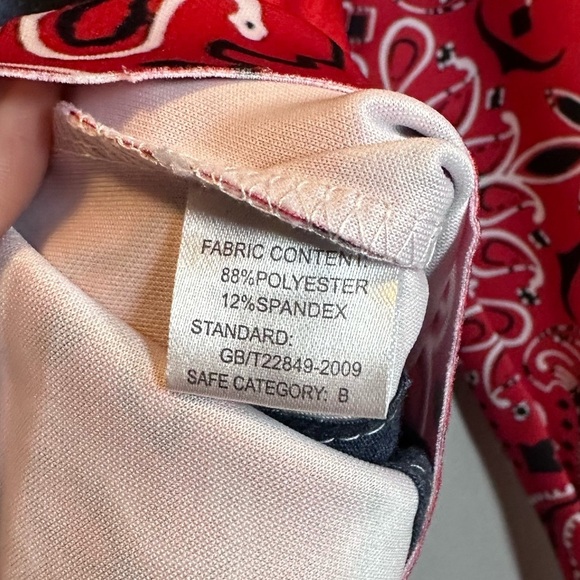 Clay walker sweatshirt upcycle bandana pattern red - Picture 3 of 7